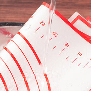 Tapis de cuisson carré en silicone souple antiadhésif écologique personnalisé pour pétrir et rouler la pâte, rouge/noir, émaillé, pour la pâtisserie, la cuisine domestique - Product Image 2