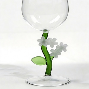 Verre à vin de luxe en forme de tige florale, soufflé à la main, avec branche de fleur 3D, gobelet transparent pour vin rouge de Bordeaux, élégante flûte à <span class=keywords><strong>champagne</strong></span> - Product Image 4