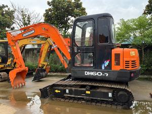 À vendre en stock : Excavatrice Doosan DX60E DH60BC d'occasion de Corée, excellente performance, modèles DH60-7 DX60E-9C DX55 6 tonnes - Product Image 3