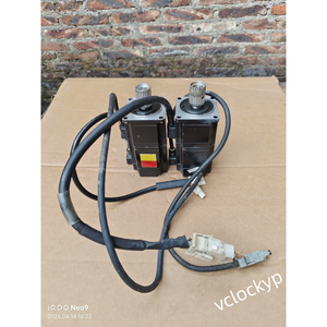 Motor Servo AC YASKAWA Original Usado SGMAS-02ACA2C 200W MOT-I-4051=1T34 - Product Image 2