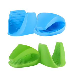 ถุงมือซิลิโคนกันความร้อน คลิปหนีบมือ กันลื่น น้ำหนักเบา สำหรับเตาอบ ครัว ร้านเบเกอรี่ ร้านอาหาร อบขนม เตาไมโครเวฟ ใช้กับเครื่องล้างจานได้ - Product Image 5