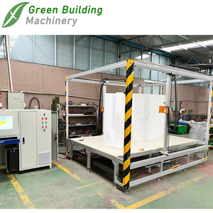 Máquina cortadora de espuma vertical usada automática CNC de buena calidad - Product Image 1