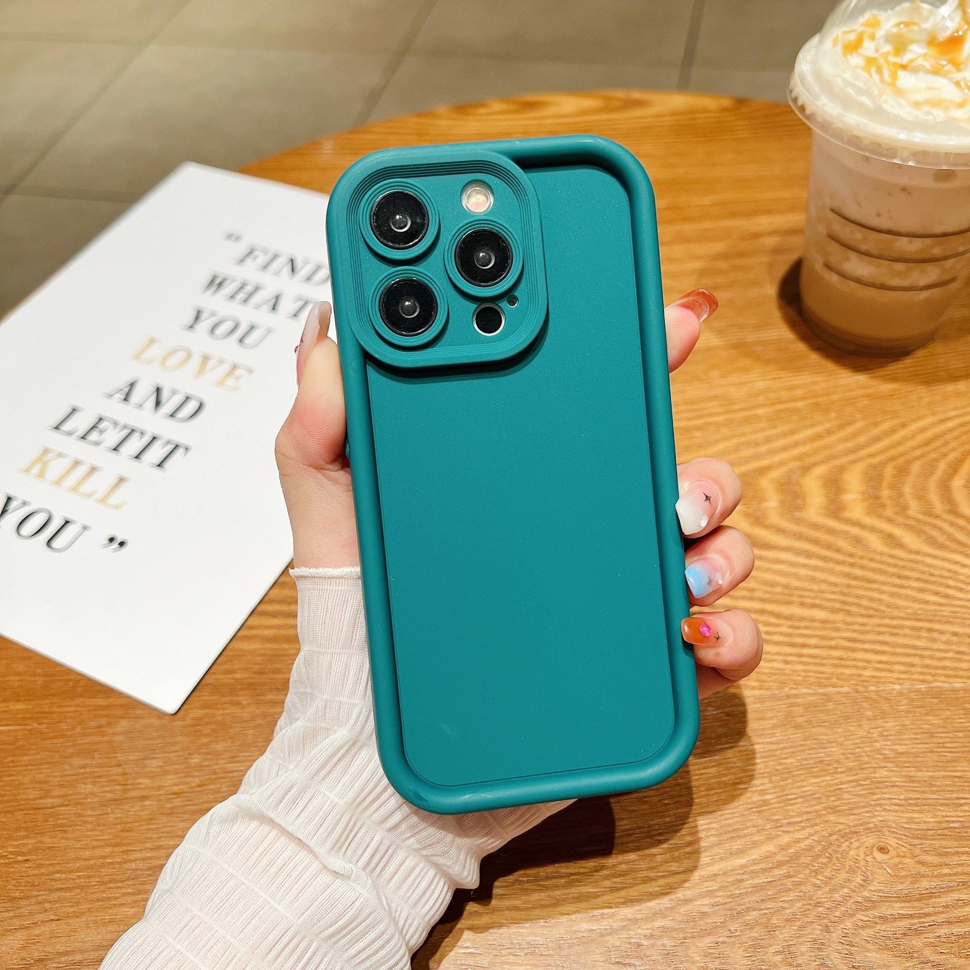 สีเขียว