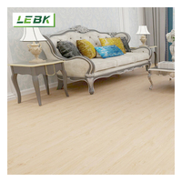 En stock, revêtement de sol en plastique imitation bois, anti-rayures, carreaux de sol en vinyle SPC, planches de sol en vinyle de luxe pour chambres à coucher
