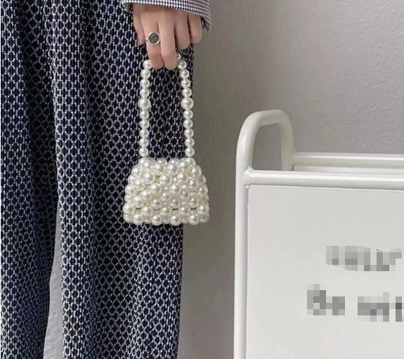 Exquisite gradient handbag-finished product