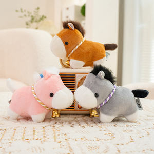 8CM Pferd Weihnachtsgeschenk mit Glocke Niedlicher Plüsch-Anhänger Rucksack-Schlüsselanhänger Firmen-Werbegeschenk Unternehmensgeschenk Plüsch-Spielzeug-Schlüsselanhänger - Product Image 2