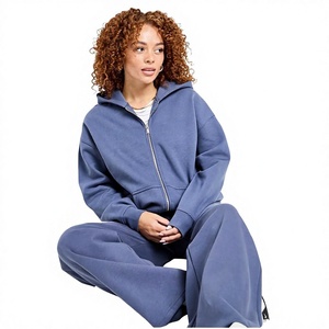 Ensemble de survêtement unisexe décontracté à succès : sweat à capuche et pantalon de jogging assorti en matière douce – Collection Streetwear Marque Privée - Product Image 4