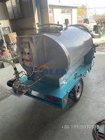 Solution Hygiénique : Tricycle Mobile de Transport de Lait pour Ferme Laitière, Capacité 500L-1T, Machine d'Alimentation pour Veaux avec Mélange d'Eau Acide