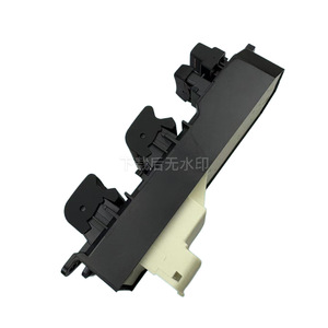 Interrupteur de lève-vitre Toyota RAV4 Corolla 84820-42210 Électrique 12V Module de commande de verrouillage automatique - Product Image 4