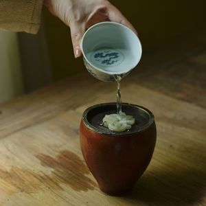 Bol à eau en étain pur en forme de gourde, ustensile de cérémonie du thé, objet de collection vintage, fabriqué au Zhejiang - Product Image 1