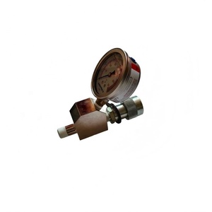 Adaptateur de manomètre d'équipement de test hydraulique coudé ENERPAC GA45GC 10000 psi IP65 - Product Image 5