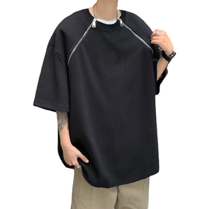 Camiseta de diseñador para hombre, manga corta, detalles cortados con láser: moderna y elegante - Product Image 5