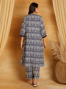 ชุดเซ็ตเสื้อผ้าลายดอกไม้สไตล์อินเดีย คอลเลคชั่น Sanash สำหรับฤดูใบไม้ร่วง ผลิตจากวัสดุรีไซเคิล เหมาะสำหรับงานปาร์ตี้  ขายดี ใหม่ล่าสุด - Product Image 4