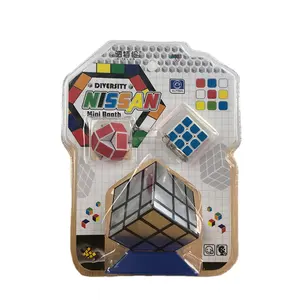 HY Toys Wholesale Stress relief mirror Cube stickers Unusual mental development exercise elementary school stress
