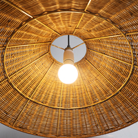 Lustre en osier travaillé à la main ferme en rotin tissé suspension lampe panier en bambou