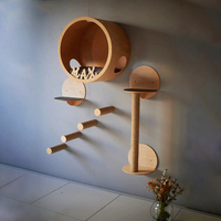Furnitur kayu kucing desain Modern rak panjat dinding pohon kucing pasang untuk tempat tidur