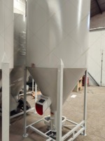 Nouvelle machine verticale de broyage et de mélange pour porcs et volailles de l'usine chinoise, capacité 500-2000 kg/h, petit broyeur-mélangeur d'aliments pour volailles