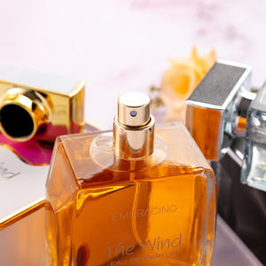 <span class=keywords><strong>Parfum</strong></span> de <span class=keywords><strong>parfum</strong></span> floral léger de longue durée pour femmes de vente chaude avec un <span class=keywords><strong>parfum</strong></span> frais et naturel - Product Image 2