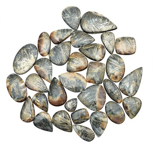 Lote al por mayor de cabujones de pirita con plumas naturales, colgantes de plata 925, gemas para collares, anillos y fabricación de joyas - Product Image 1
