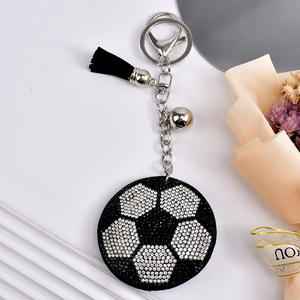 Cadeau pour la fête des mères, mini porte-clés à pampilles créatif en strass, football, basketball, volley-ball, baseball, pour femmes - Product Image 4