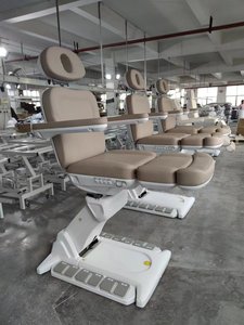 Table de massage <span class=keywords><strong>électrique</strong></span> à 4 moteurs avec revêtement en cuir PU et éponge haute densité, pliable et portable pour salon, spa et usage commercial - Product Image 2
