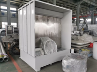 Nouvelle cabine de peinture liquide avec rideau d'eau pour pièces métalliques dans une usine de fabrication