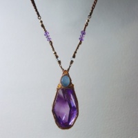 Collier pendentif en améthyste naturelle uruguayenne au design enroulé pour femme, tendance mode DIY