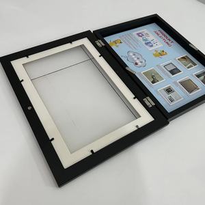 Cadre A4 personnalisé en bois massif pour enfants Cadres d'art pour enfants Affichage interchangeable Photos A4 50 Photos Souvenir - Product Image 4
