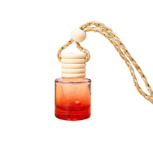 Bouteille diffuseur de parfum pour voiture en verre rond de 5 ml avec bouchon en bois - Product Image 2
