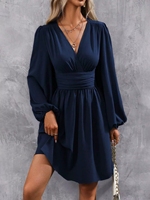 Nouvelle Robe Femme Style Européen 2026, Col Asymétrique, Amincissante, Manches Bouffantes, Style Français pour Femmes Mûres
