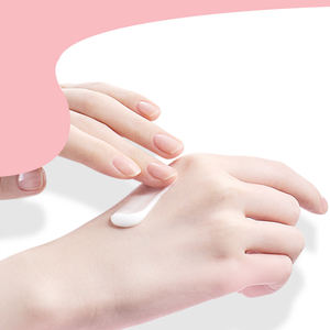 OEM VEZE vente en gros blanchissant <span class=keywords><strong>anti</strong></span>-<span class=keywords><strong>âge</strong></span> soins de la peau nourrissant beauté soins de la peau <span class=keywords><strong>crème</strong></span> pour les mains <span class=keywords><strong>anti</strong></span>-gerçures - Product Image 5