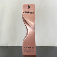 Nouveau trophée en résine or, argent, bronze, personnalisé et gravé, trophée en résine en forme de S