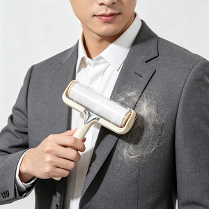 Convenient Tear-off <strong>Lint</strong> Roller, Equipped with Adhesive <strong>Rolls</strong> to Clear <strong>Lint</strong> and Pet Hair From Fabrics - Product Image 5