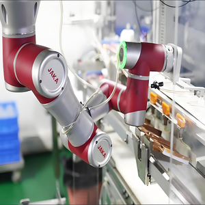 Robot collaboratif en aluminium à charge utile moyenne JAKA Pro16, 6 axes, charge utile de 16 kg, portée maximale de 1713 mm, motorisation pour palettisation et rectification - Product Image 6