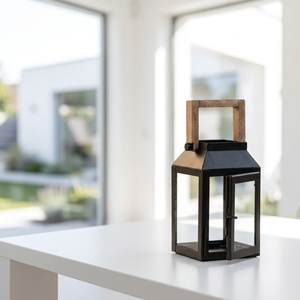 Farol de Metal Negro Moderno al por Mayor con Asa de Madera para Decoración Navideña de Mesa y Hogar - Product Image 1