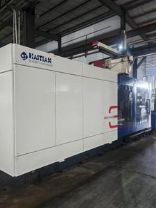 Máquina de Moldeo por Inyección de Plástico Usada Haitian de 1300 Toneladas, en Muy Buenas Condiciones y Calidad, Precio Económico - Product Image 1