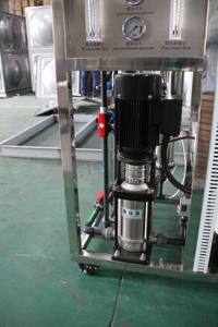 معدات معالجة المياه في مصانع صغيرة، ماكينة إعداد المياه المعدنية بفلتر Ro وآلة إعداد المياه من بئر المياه الأرضية، ماكينة التناضح العكسي - Product Image 5