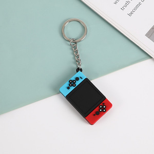Porte-clés créatif en forme de console de jeu, en PVC souple, avec anneau métallique, forme 3D, léger, cadeau pour couple et enfants - Product Image 5