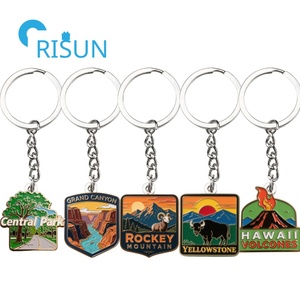 Fabricación de fábrica EE. UU. Montañas Rocosas Viajes Aventura Recuerdo Llavero Titular Esmalte personalizado Parque Nacional Llaveros - Product Image 1