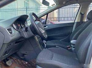 Fabriqué en Chine, Dongfeng <span class=keywords><strong>Peugeot</strong></span> <span class=keywords><strong>2008</strong></span> berline 5 places, transmission <span class=keywords><strong>automatique</strong></span> d'<span class=keywords><strong>occasion</strong></span>, <span class=keywords><strong>essence</strong></span>, avec toit ouvrant panoramique, sièges en tissu - Product Image 6