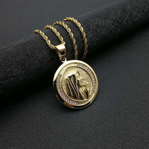 yunnique Stainless Steel Round Pendant Necklace With Rhinestones Unisex Gift Jewelry - Product Image 2