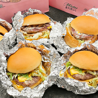Papier d'emballage personnalisé jetable, isolant, imperméable, en aluminium alvéolé, résistant à la graisse, pour sandwichs, burgers et burritos à emporter