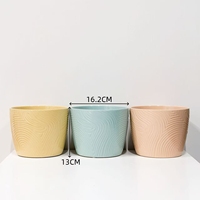 Pot Tanaman Keramik Motif Kayu Warna Macaron - Tekstur Bergelombang Mengkilap Minimalis untuk Interior (Grosir)