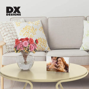 Cadre photo en acrylique transparent double face avec aimants, autoportant pour affichage sur table - Product Image 4