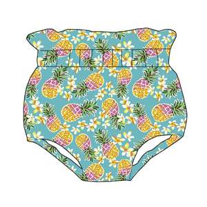 Pantalones Cortos con Volantes y Estampado Floral de Mariposas Rosas para Niñas de 8 Años - Product Image 5