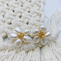 Pétale de perles baroques d'eau douce Goujons de perles Boucles d'oreilles rétro antiques Boucles d'oreilles assorties de style influenceur