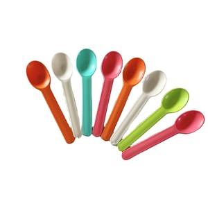 Cuillères à glace jetables personnalisées avec logo, biodégradables en amidon de maïs CPLA, petites cuillères à dessert écologiques à long manche pour yaourt - Product Image 1