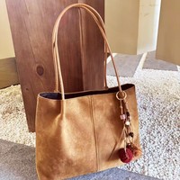 Sac fourre-tout magnétique décontracté et minimaliste en daim grande capacité pour femme, style rétro polyvalent européen-américain, nouvelle collection automne/hiver 2025