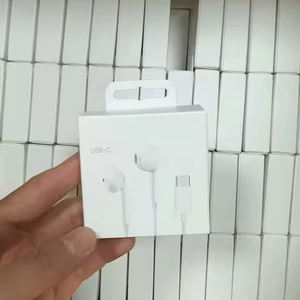 IPhone 15 Pro Écouteurs 16 Airbuds Meilleure Qualité Accessoires Mobile Vente en Gros Musique Filaire IEM Écouteurs Type-C Interface JL - Product Image 1