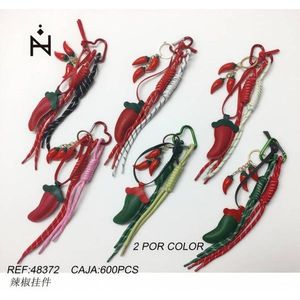 Llavero de chile rojo, verde, negro, rosa, blanco, 2 por color, adorno decorativo colgante - Product Image 1